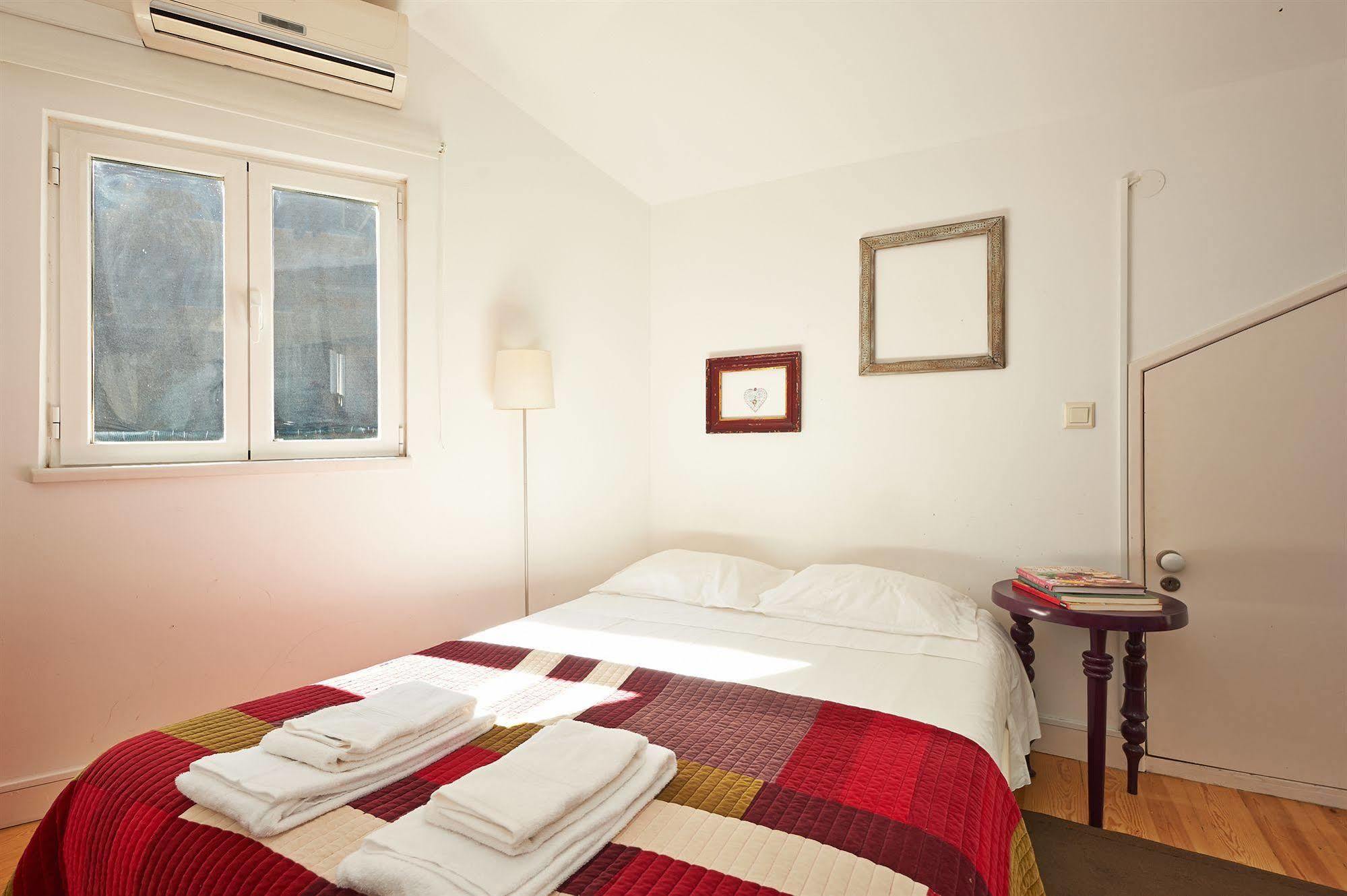 Hello Lisbon Santos Design Apartments Buitenkant foto