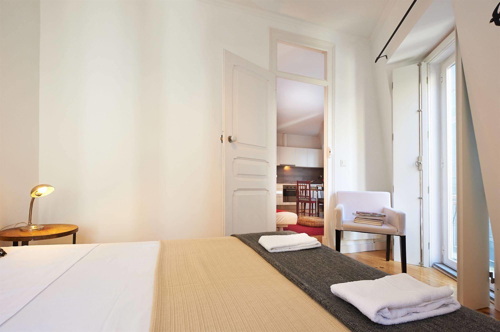 Hello Lisbon Santos Design Apartments Buitenkant foto
